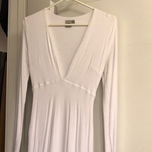 Sexy white long sleeve mini dress